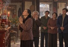 Phân tích nhân vật chị Hoài trong “Mùa lá rụng trong vườn” (Ma Văn Kháng)